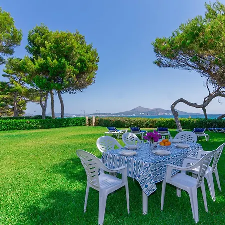 Villa Pinada